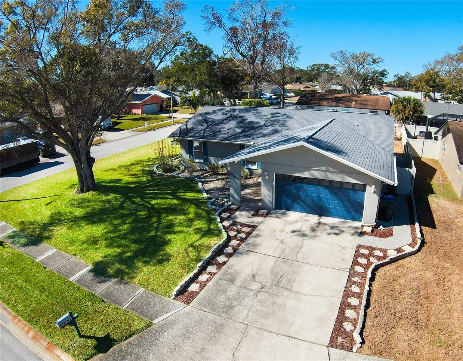 Image 3 of 69 For 1280 Glendale Drive