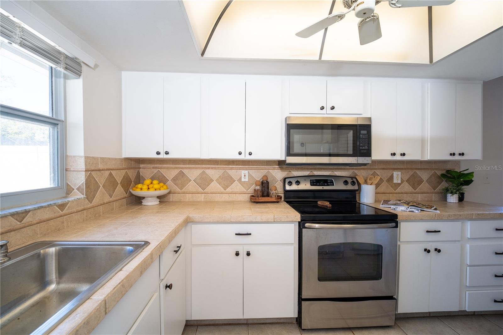 Image 37 of 69 For 1280 Glendale Drive