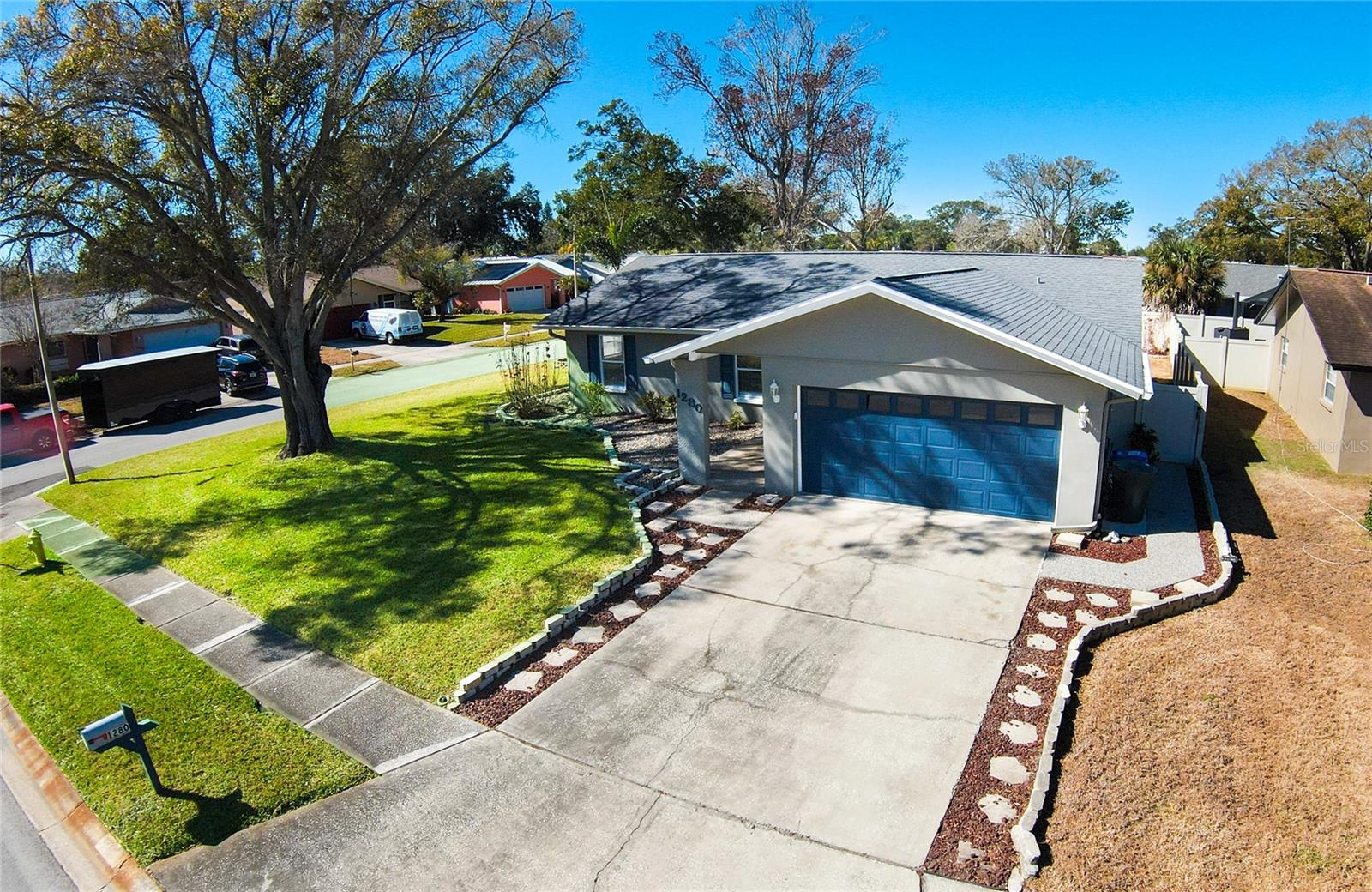 Image 4 of 69 For 1280 Glendale Drive