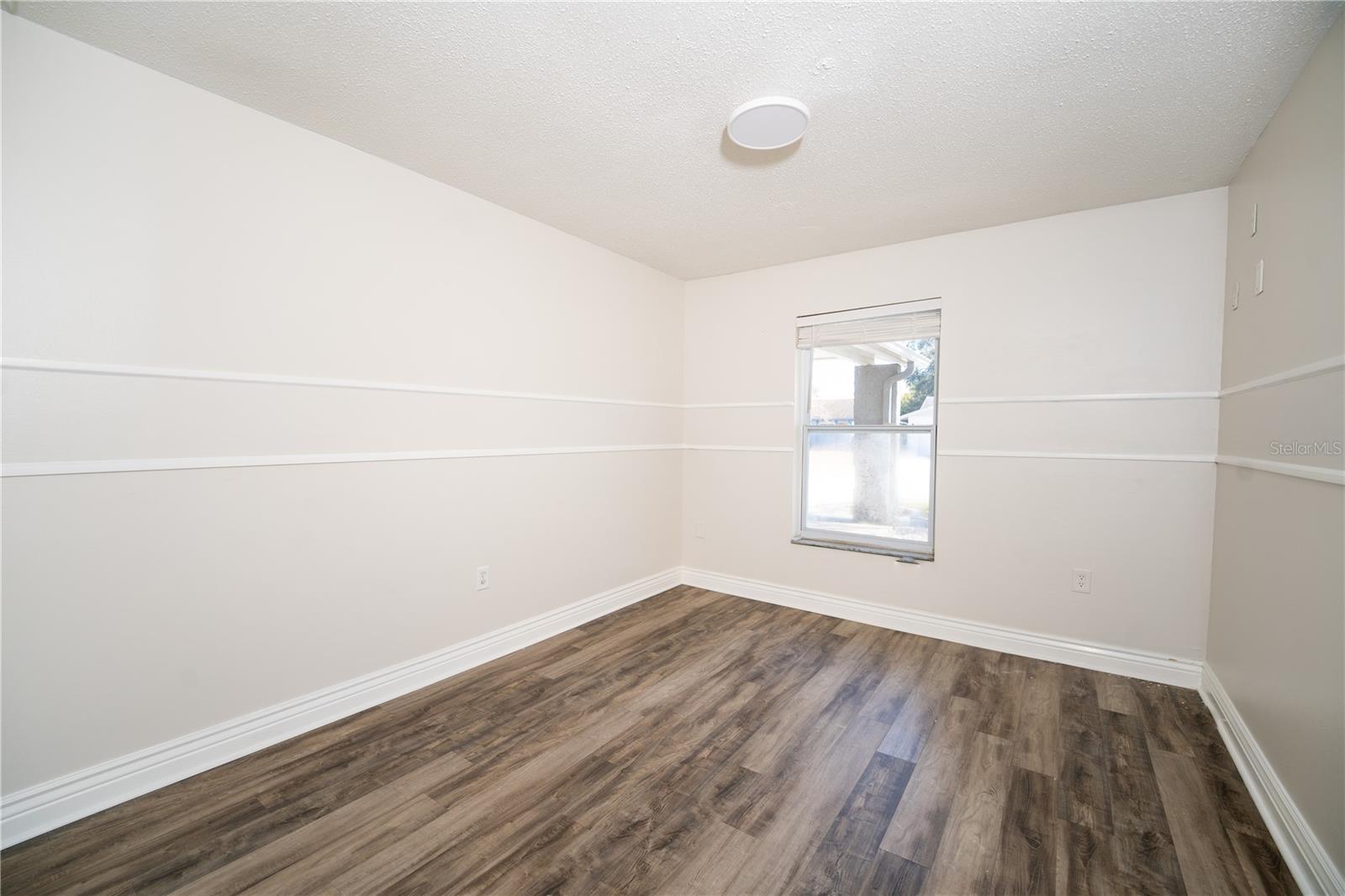 Image 41 of 69 For 1280 Glendale Drive