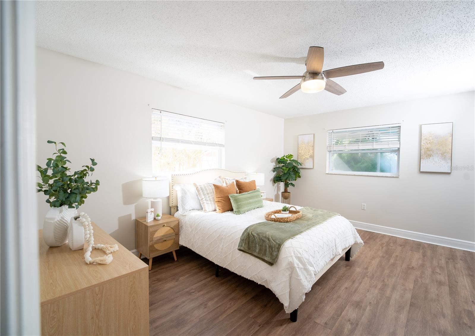 Image 48 of 69 For 1280 Glendale Drive