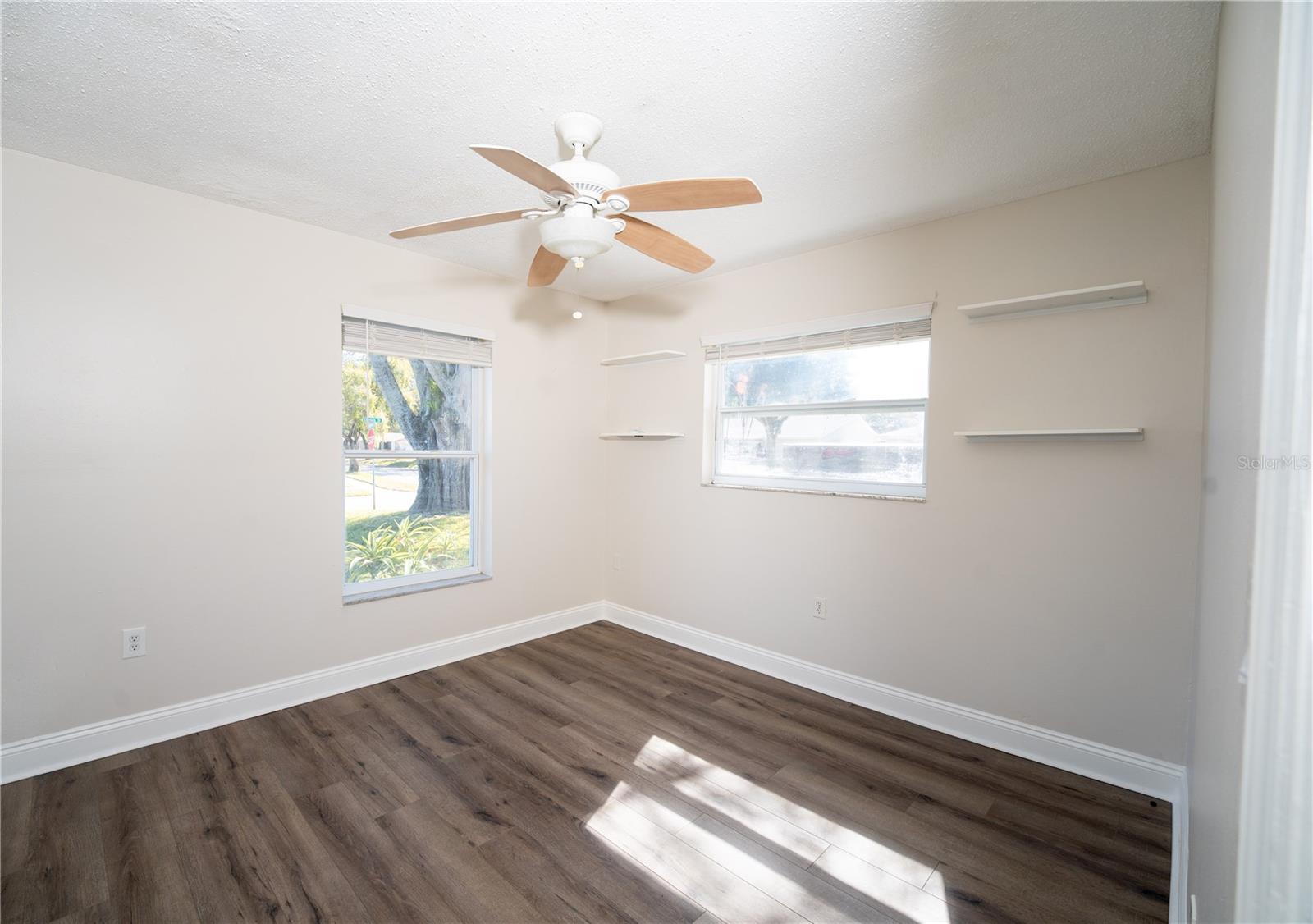 Image 50 of 69 For 1280 Glendale Drive