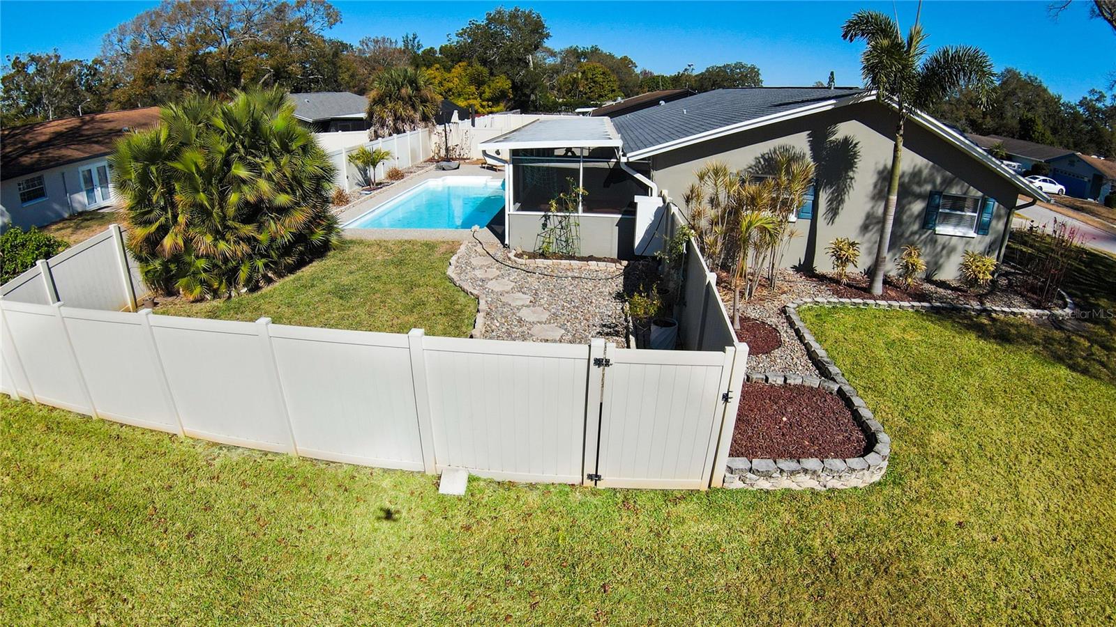 Image 9 of 69 For 1280 Glendale Drive