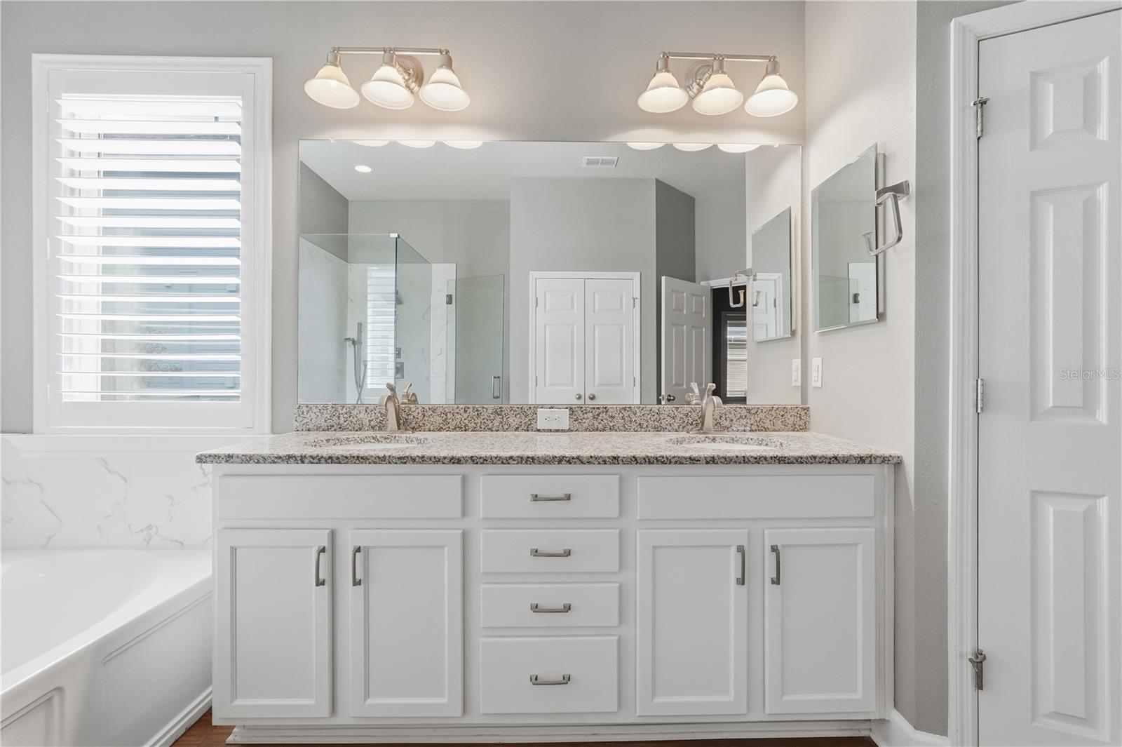 Image 23 of 38 For 10444 Marsha Drive