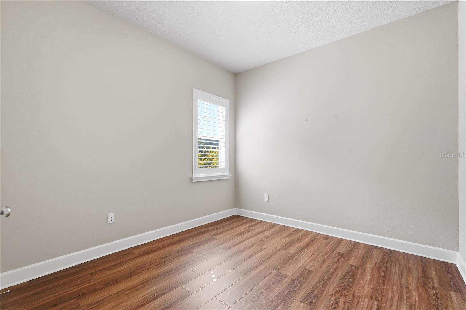 Image 25 of 38 For 10444 Marsha Drive