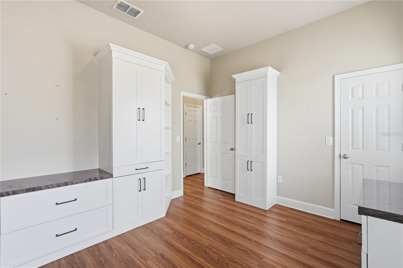 Image 27 of 38 For 10444 Marsha Drive