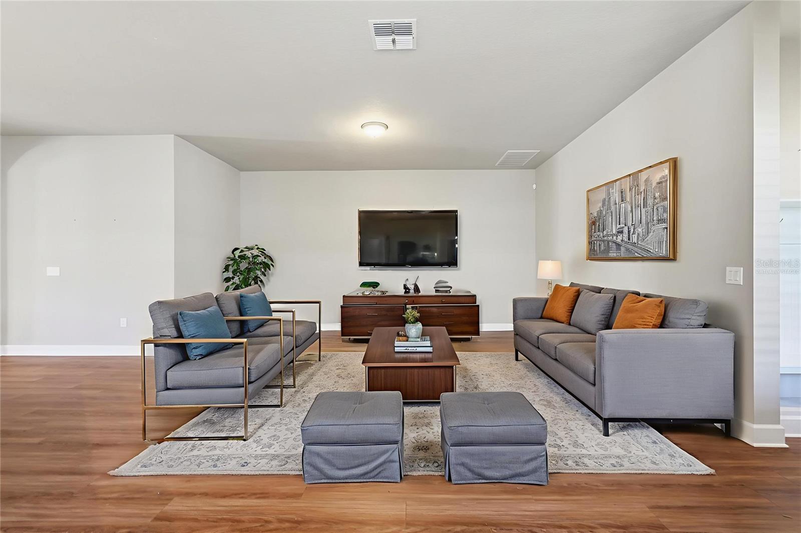 Image 4 of 38 For 10444 Marsha Drive