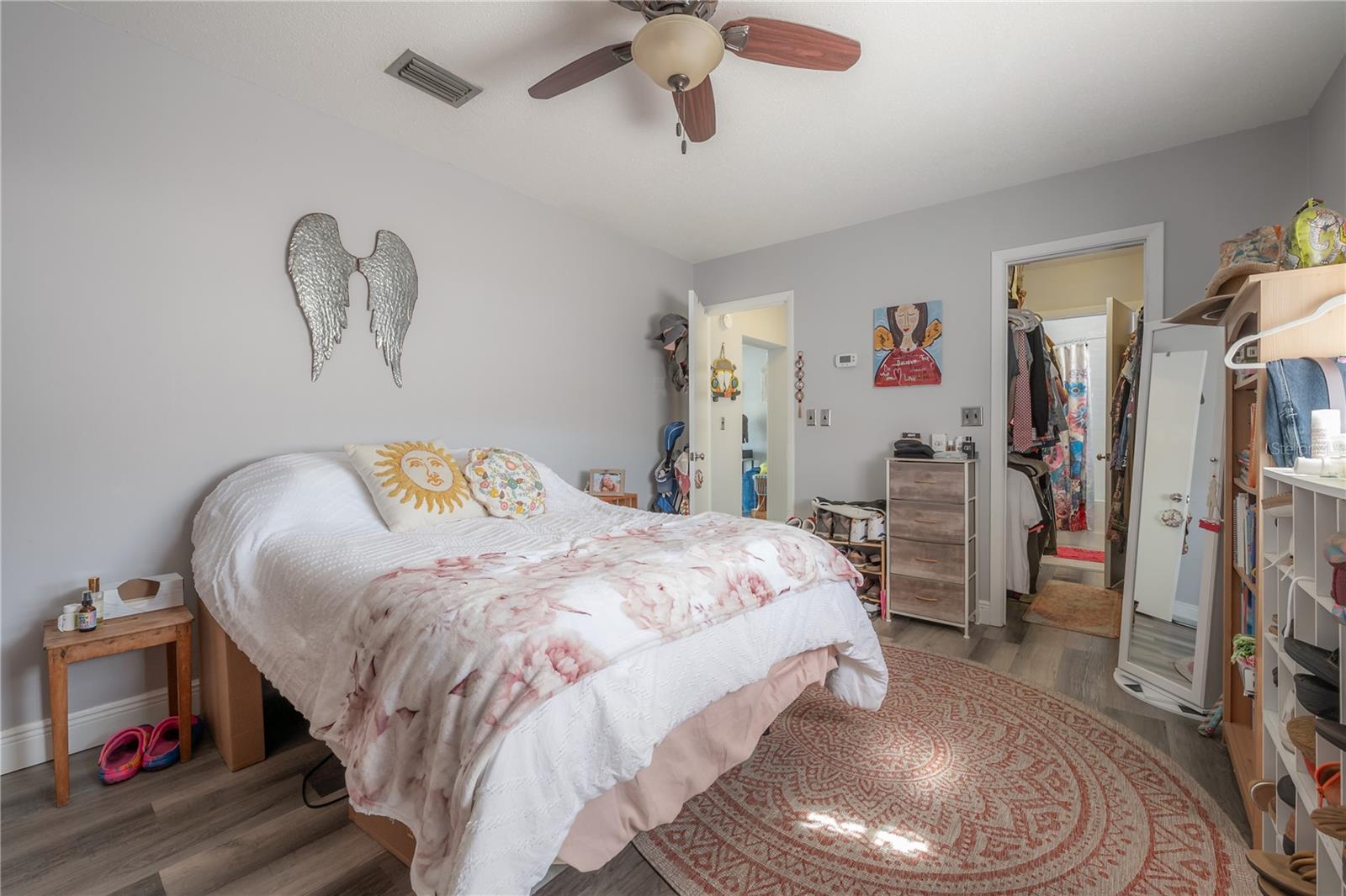 Image 11 of 29 For 8812 Bay Pointe Drive D202