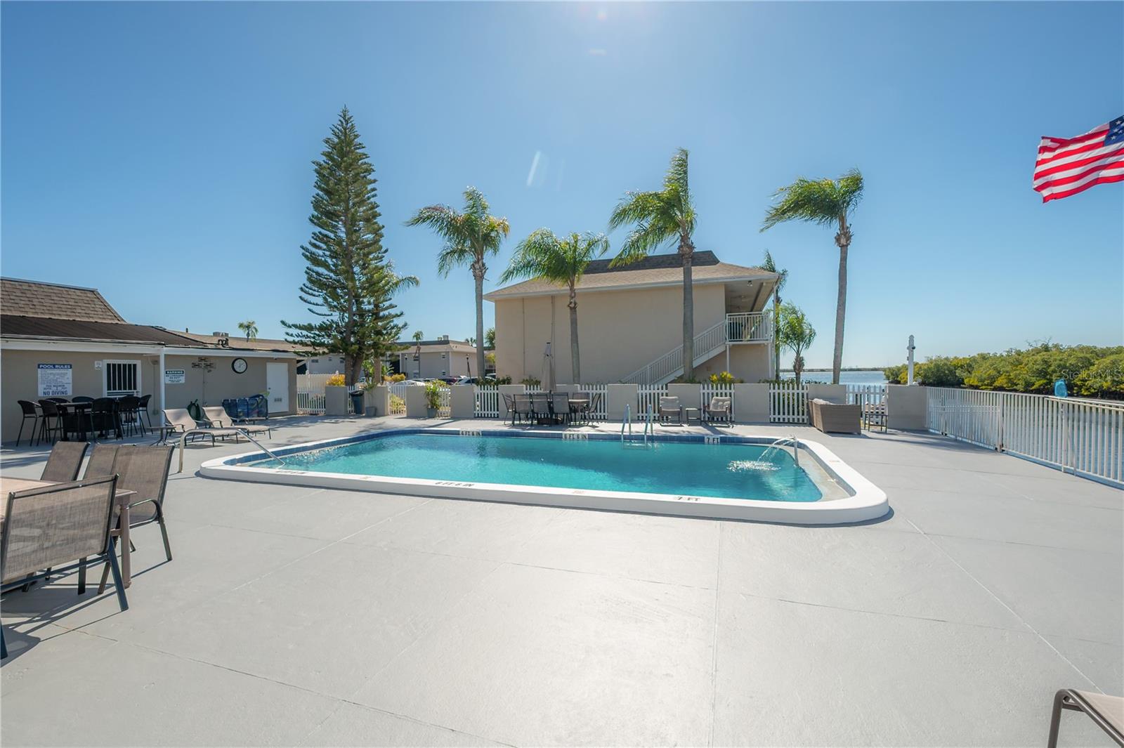 Image 23 of 29 For 8812 Bay Pointe Drive D202