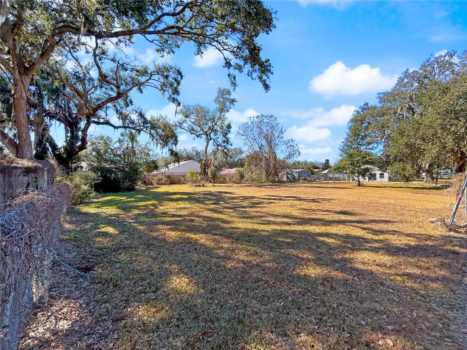 Image 15 of 36 For 2006 Taylor Road