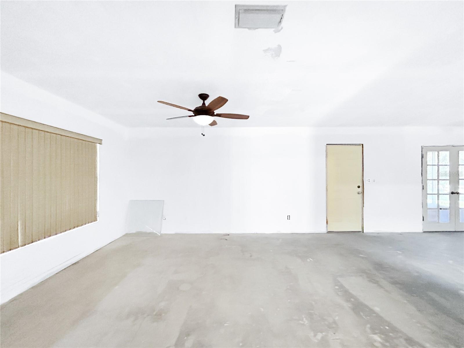 Image 31 of 36 For 2006 Taylor Road