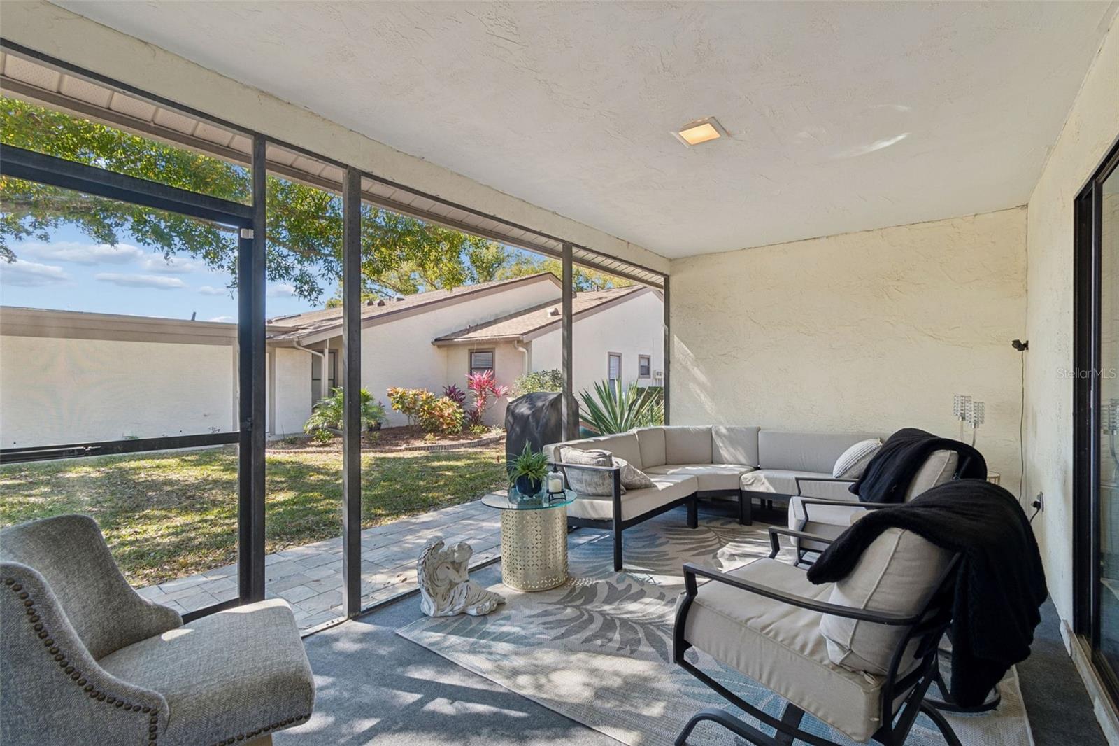 Image 36 of 66 For 2501 Oak Circle 2501