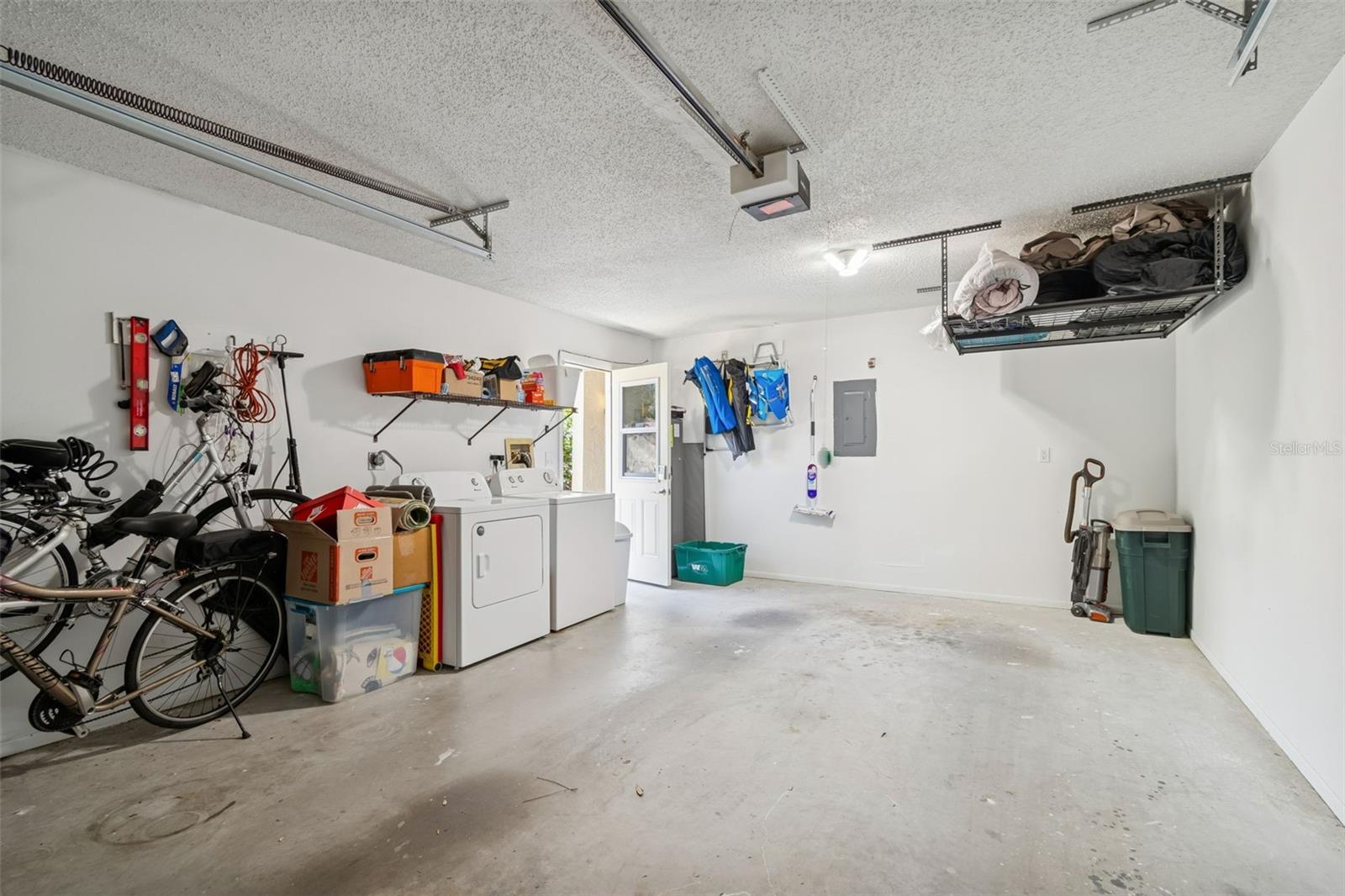 Image 40 of 66 For 2501 Oak Circle 2501