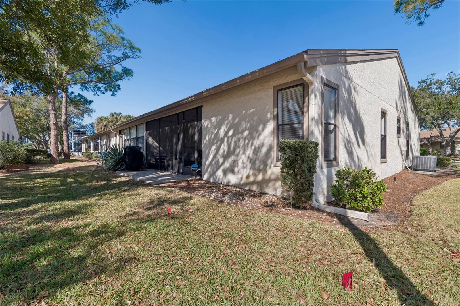 Image 41 of 66 For 2501 Oak Circle 2501