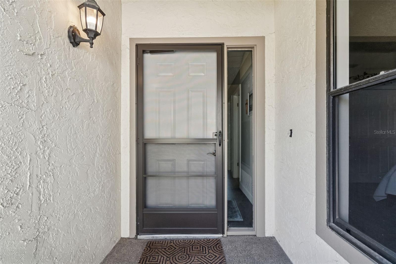 Image 5 of 66 For 2501 Oak Circle 2501