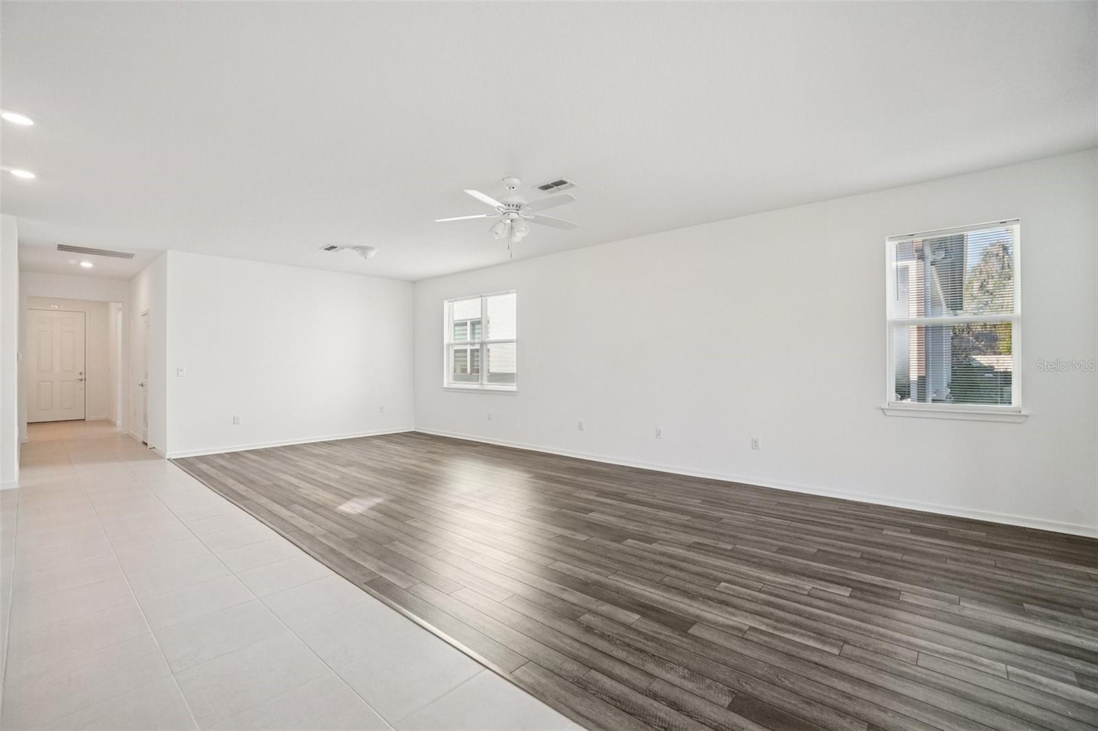 Image 10 of 41 For 14180 Samoa Hill Court