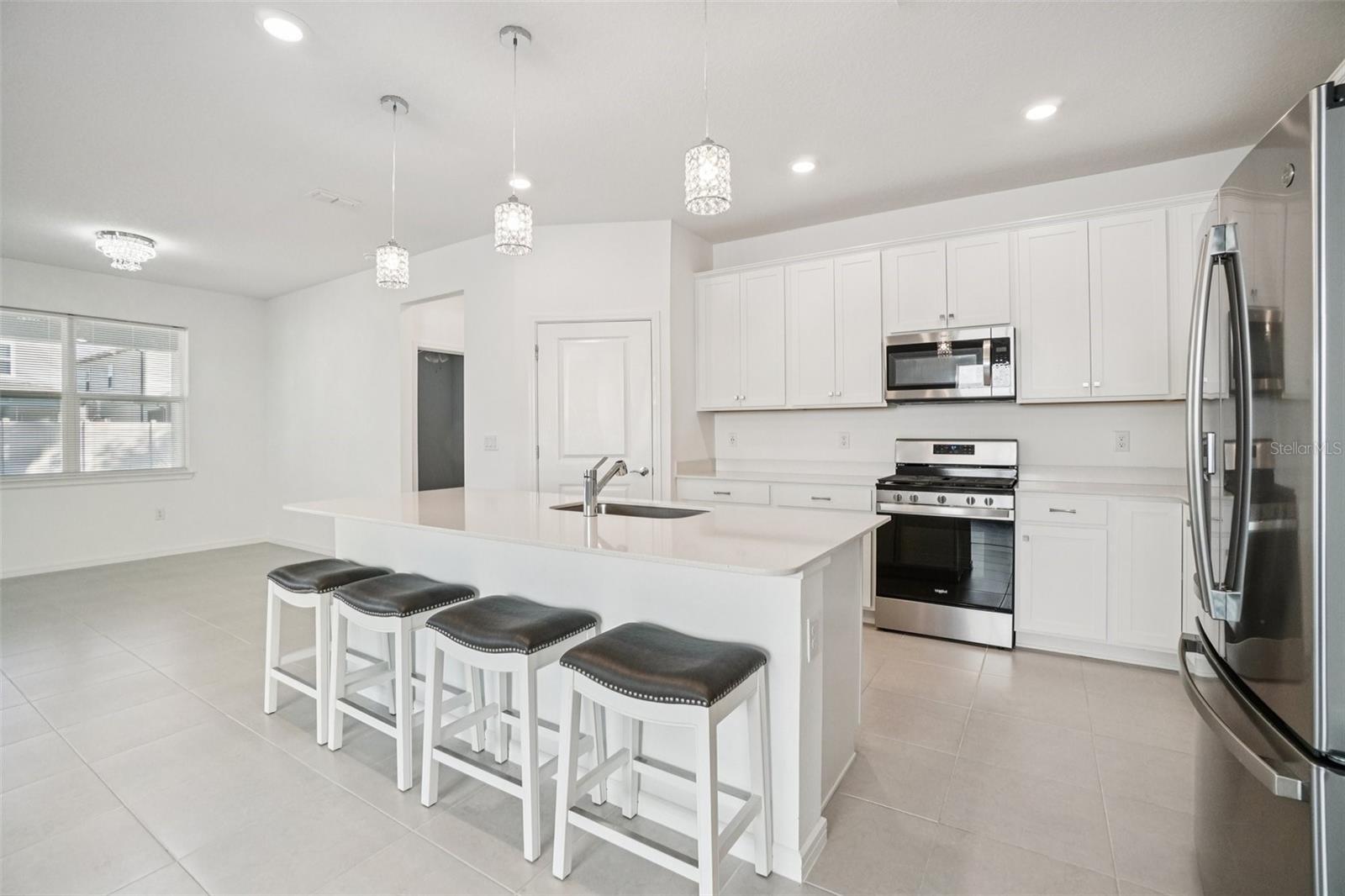 Image 11 of 41 For 14180 Samoa Hill Court