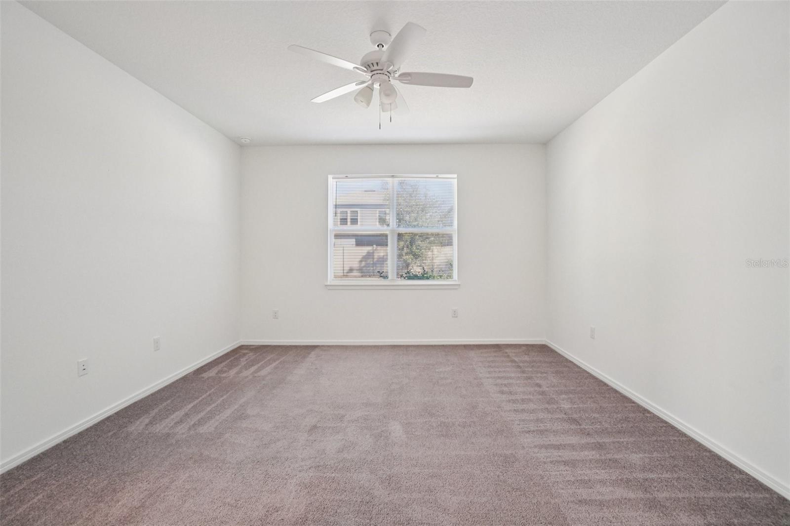 Image 32 of 41 For 14180 Samoa Hill Court