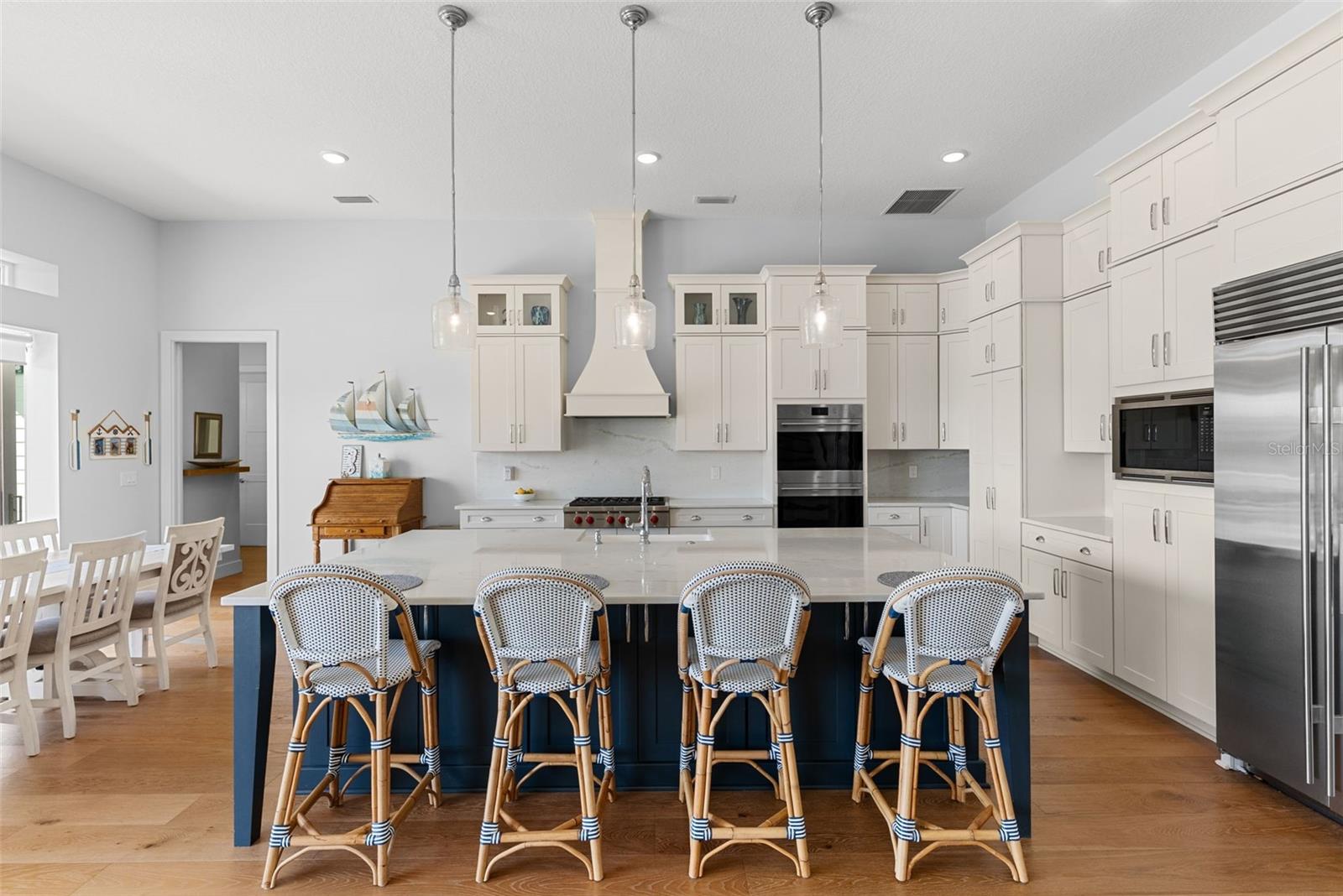 Image 14 of 73 For 708 Pinckney Drive