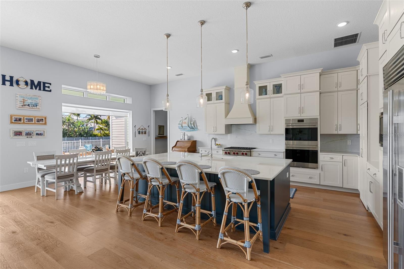 Image 15 of 73 For 708 Pinckney Drive