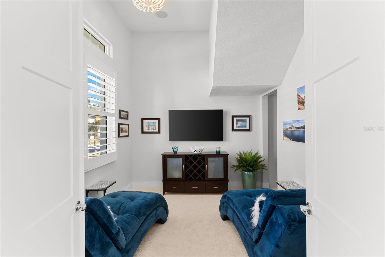 Image 18 of 73 For 708 Pinckney Drive