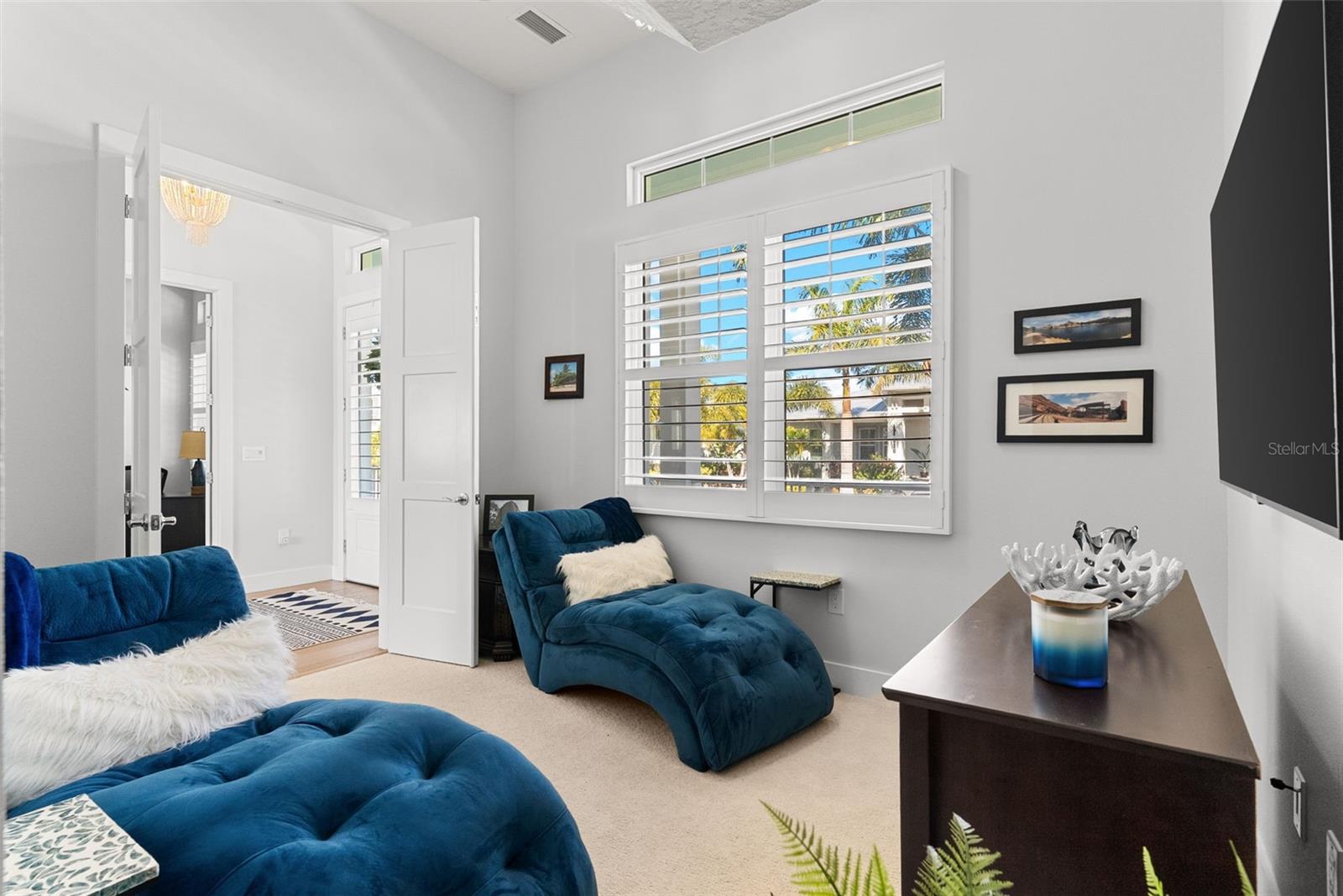 Image 19 of 73 For 708 Pinckney Drive