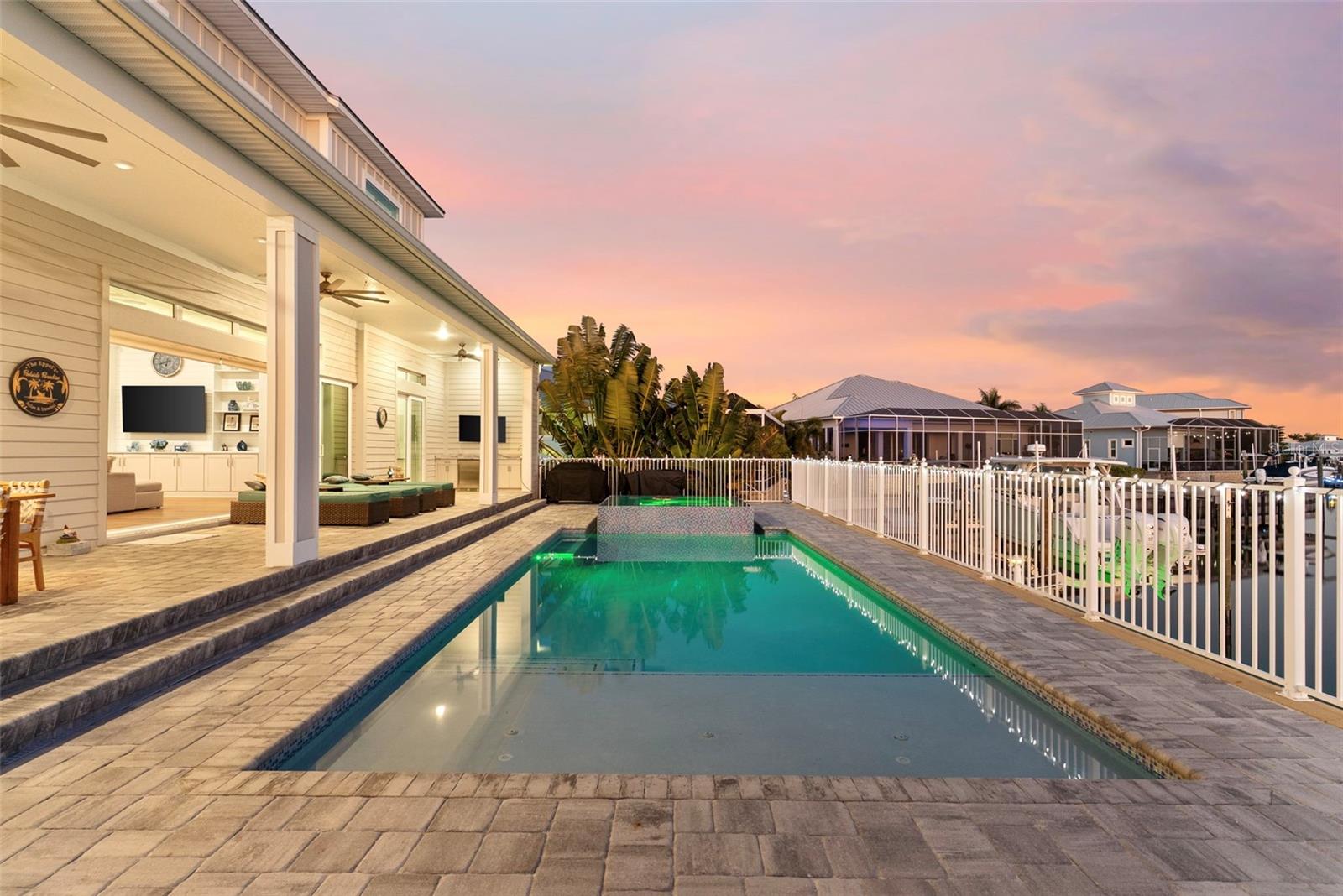 Image 51 of 73 For 708 Pinckney Drive