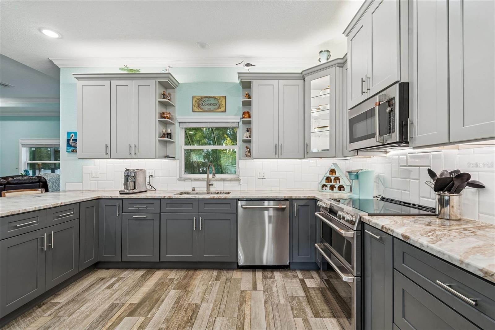 Image 22 of 100 For 1425 Mann Road