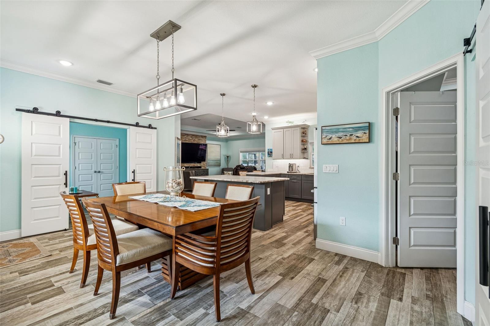 Image 25 of 100 For 1425 Mann Road