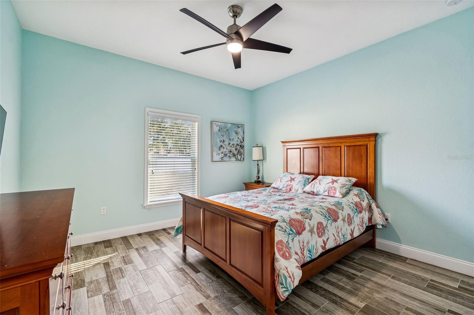 Image 42 of 100 For 1425 Mann Road