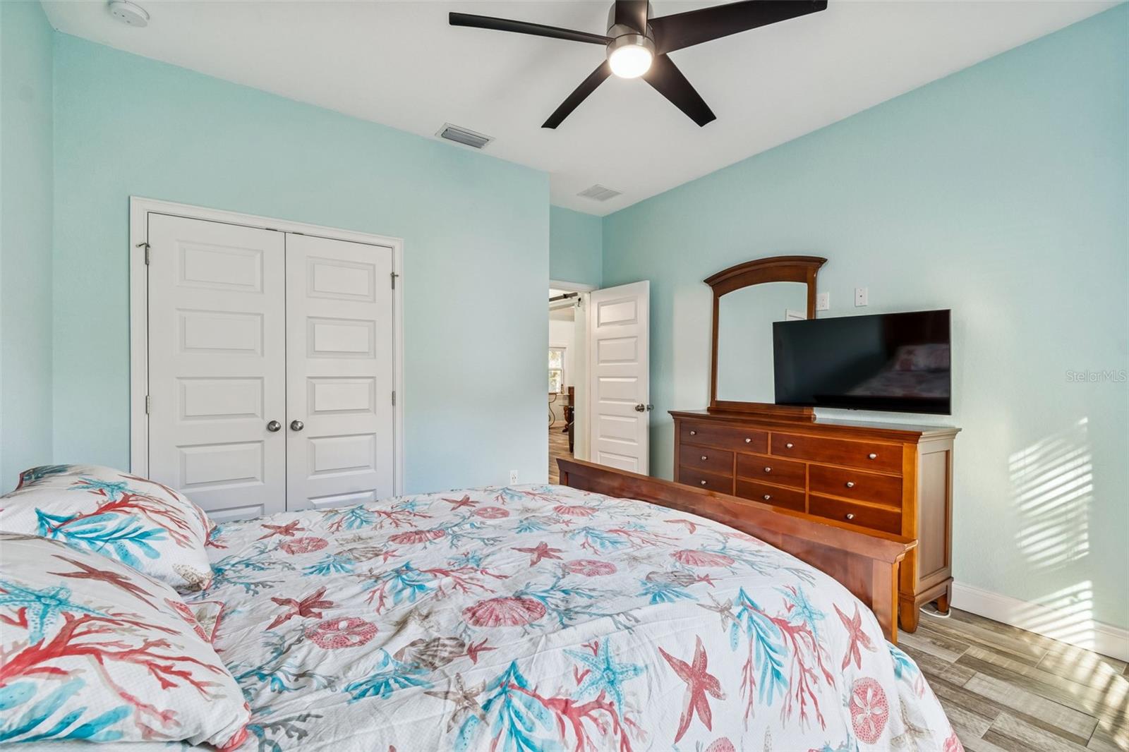 Image 43 of 100 For 1425 Mann Road