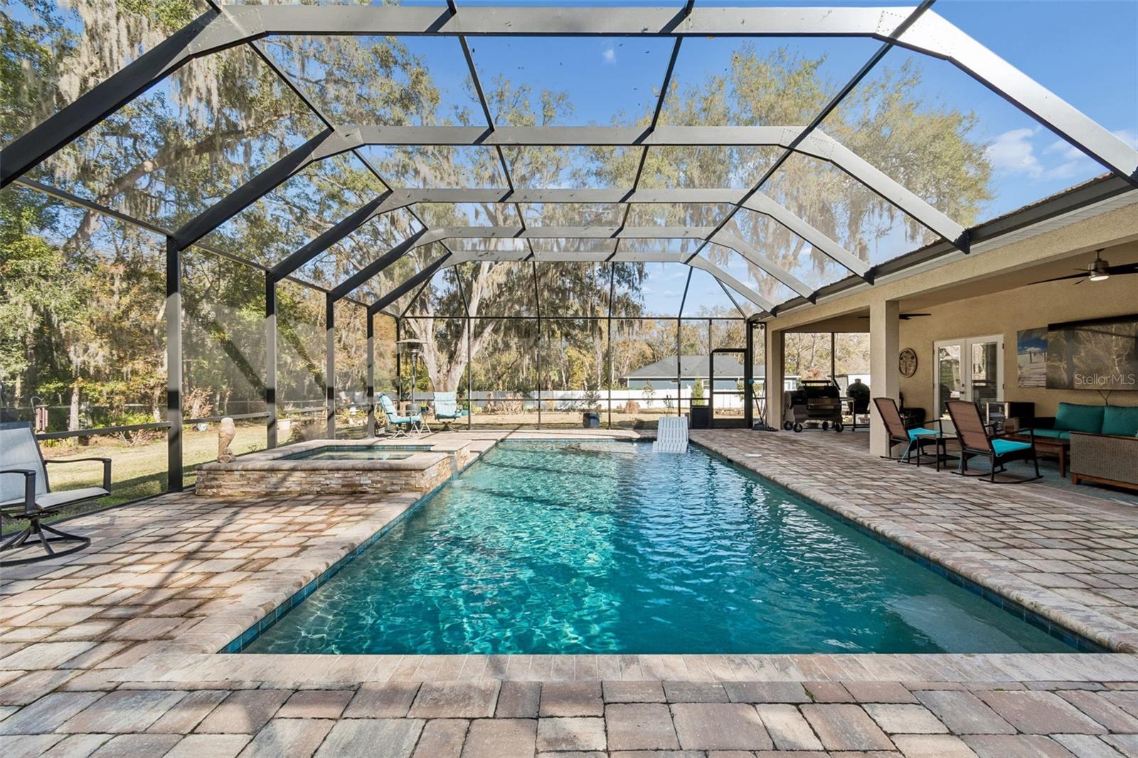 Image 5 of 100 For 1425 Mann Road