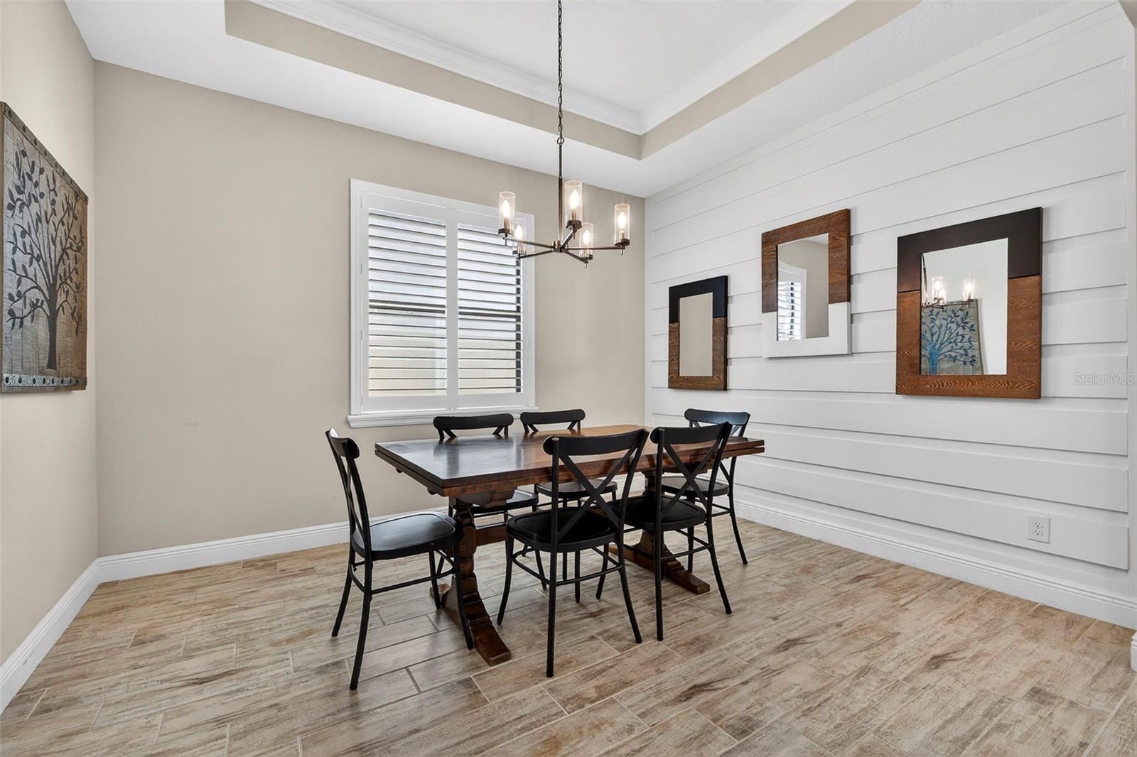 Image 17 of 37 For 1244 Florablu Drive