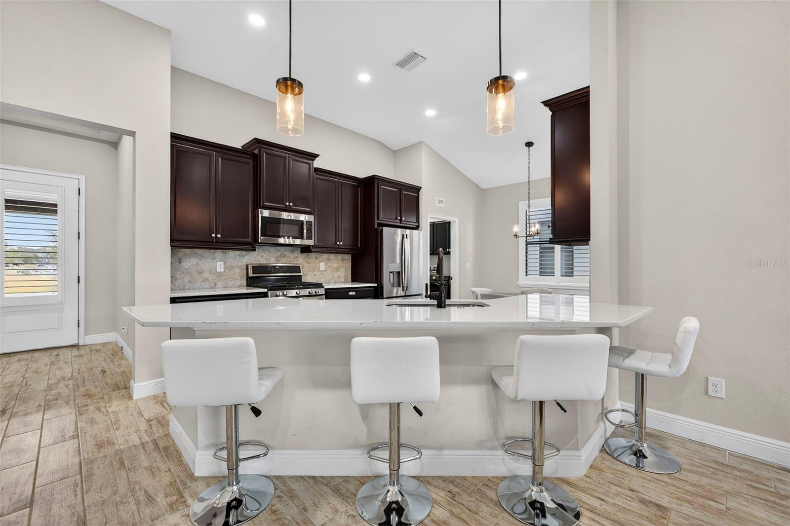 Image 9 of 37 For 1244 Florablu Drive