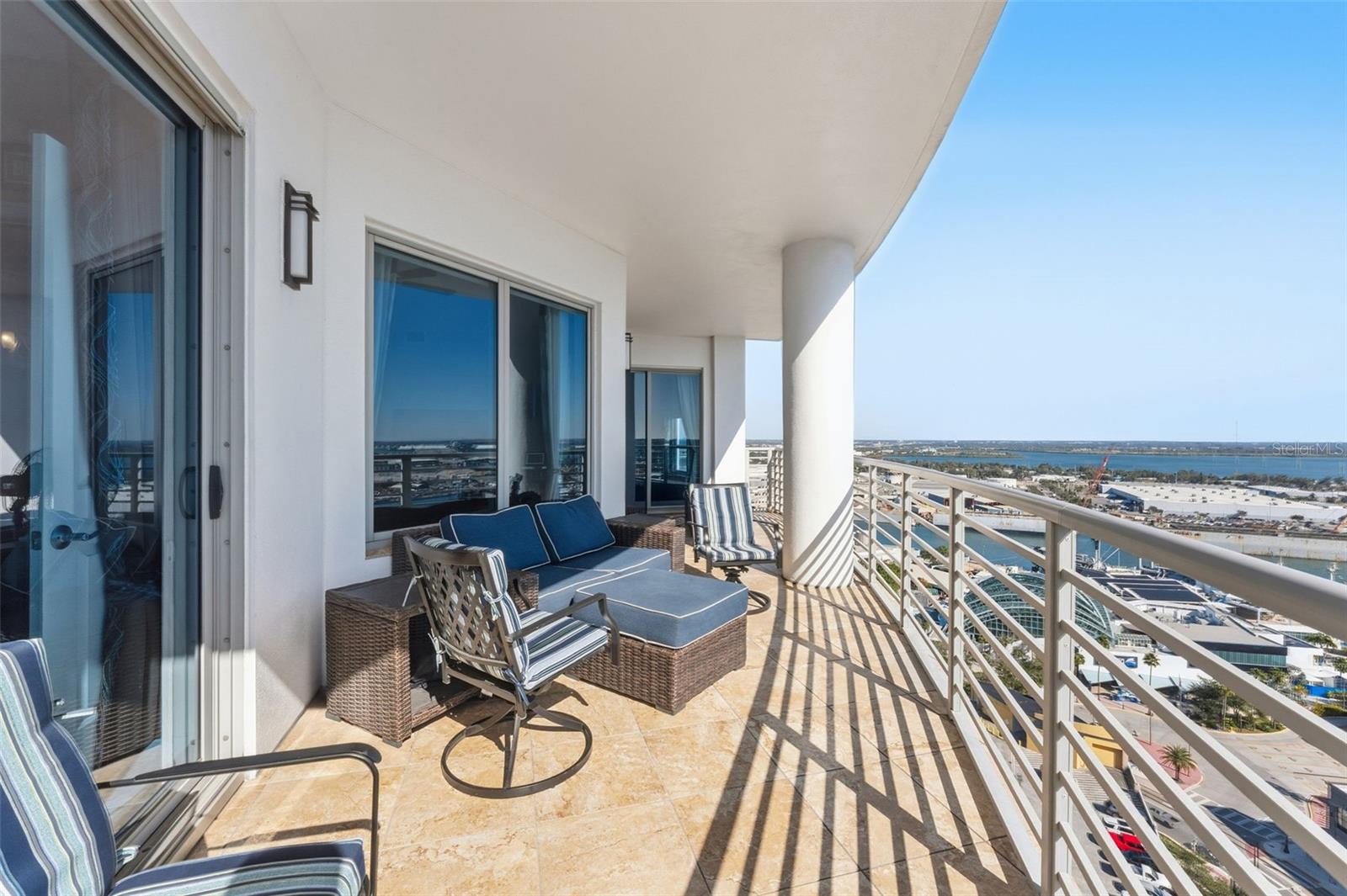 Image 21 of 28 For 1209 Cumberland Avenue 2306