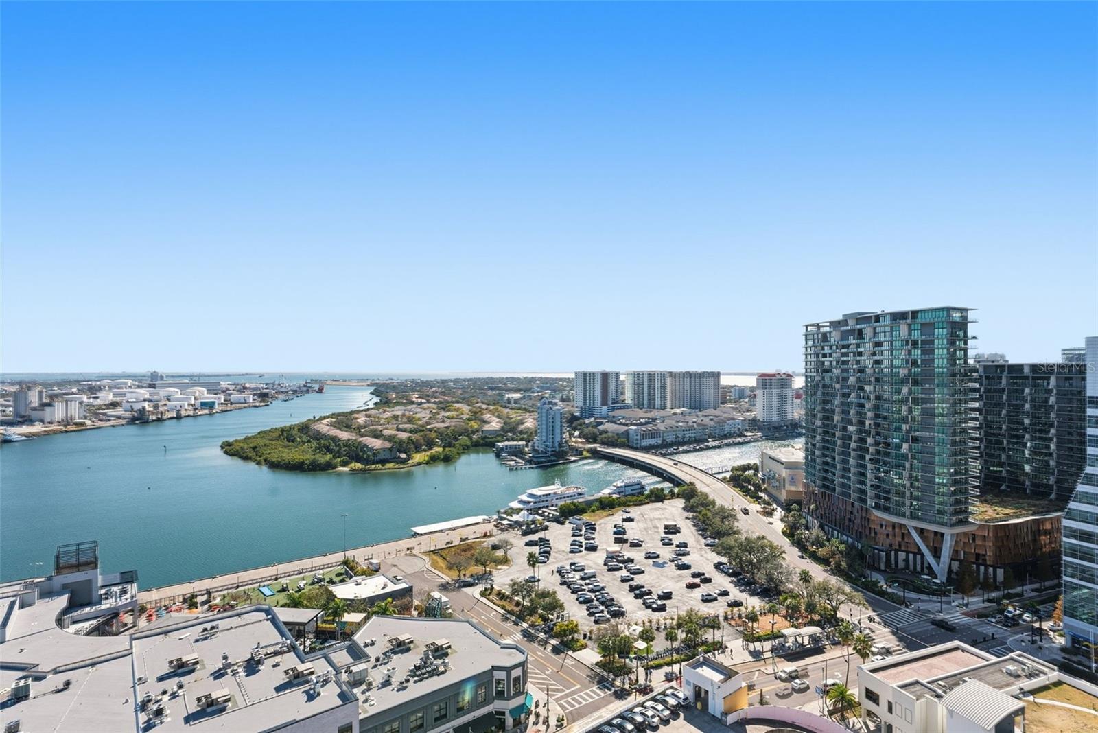 Image 22 of 28 For 1209 Cumberland Avenue 2306