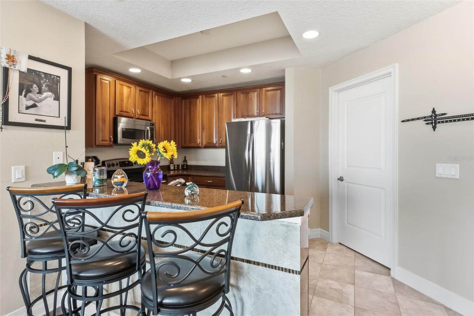 Image 9 of 28 For 1209 Cumberland Avenue 2306