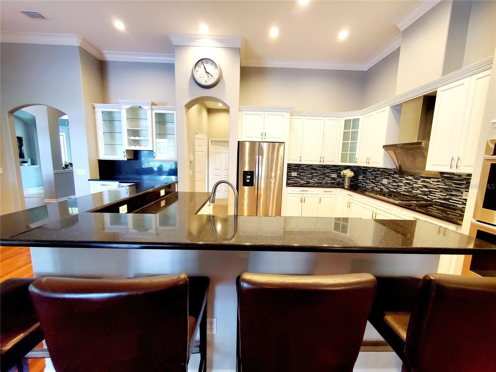 Listing photo id 15 for 10004 Tree Tops Lake Road