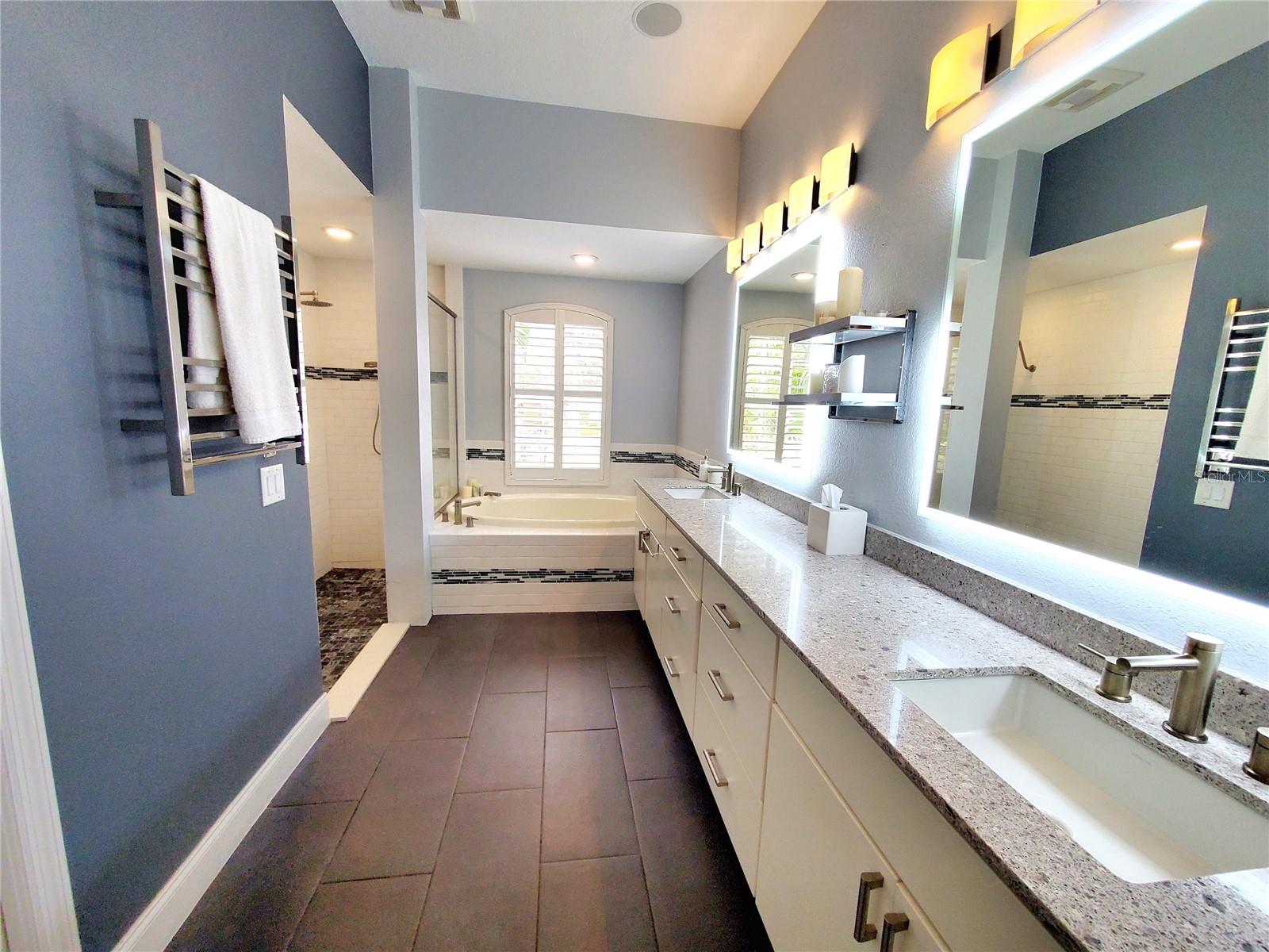 Listing photo id 26 for 10004 Tree Tops Lake Road