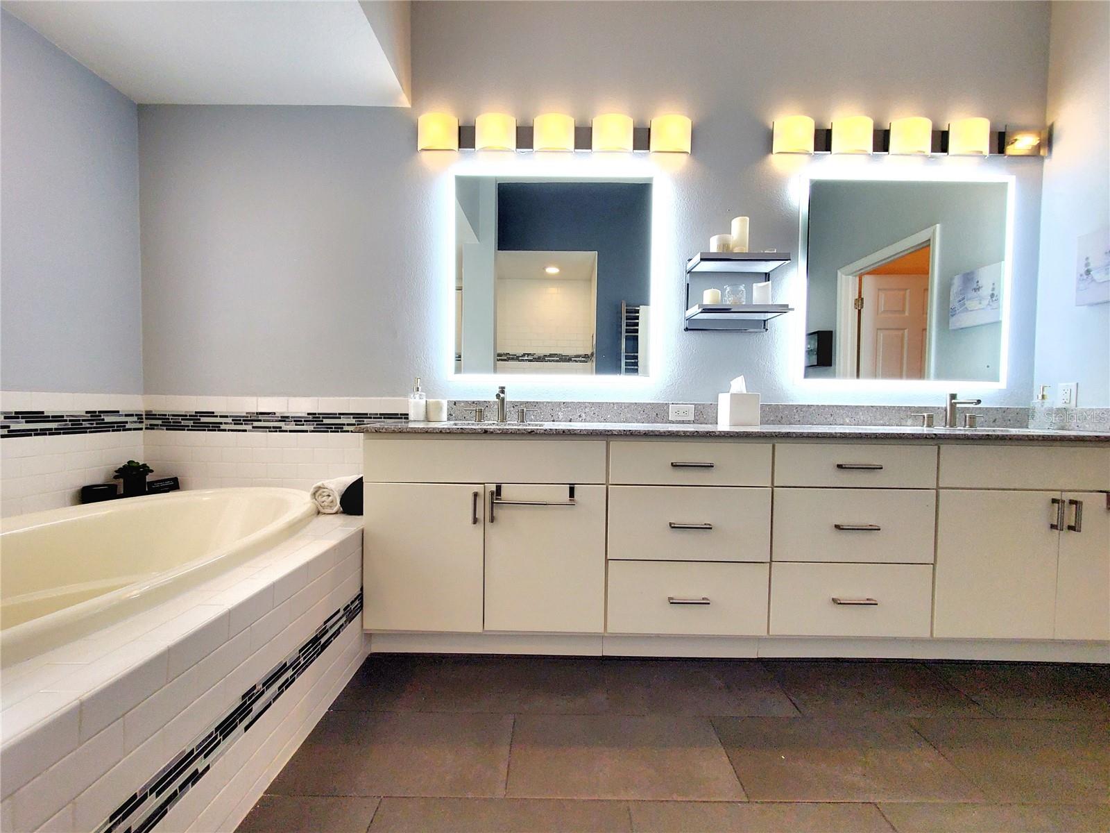 Listing photo id 27 for 10004 Tree Tops Lake Road