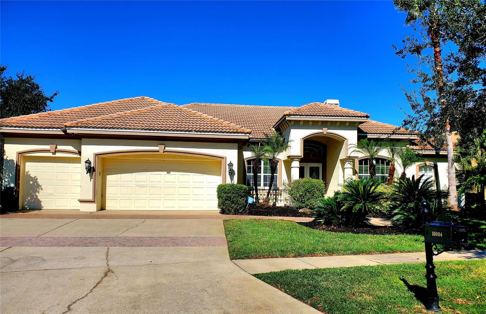 Listing photo id 2 for 10004 Tree Tops Lake Road