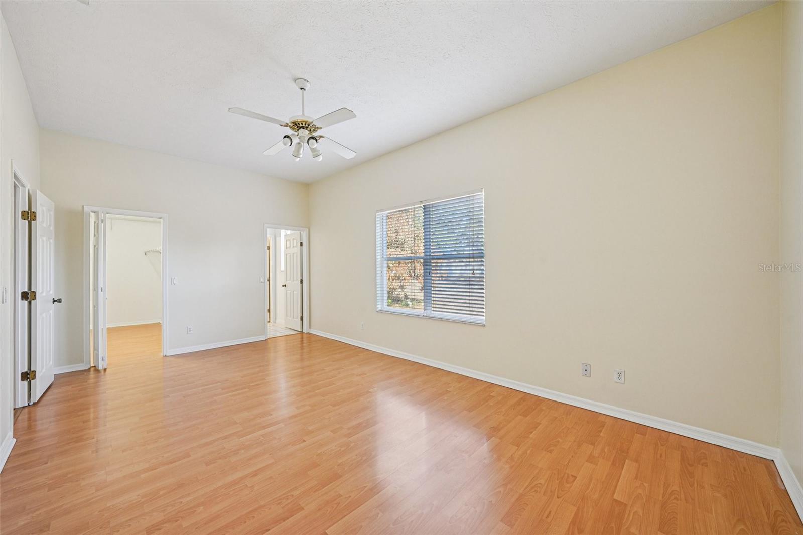 Image 36 of 68 For 918 Academy Drive