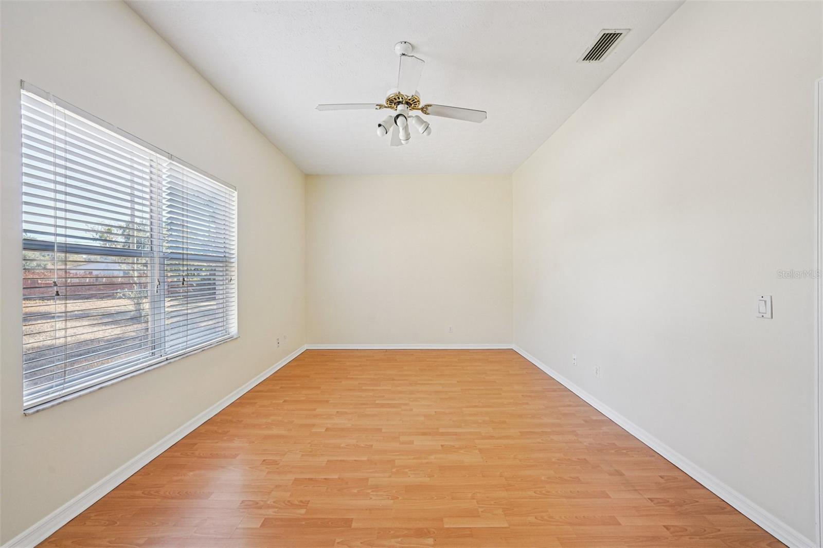 Image 48 of 68 For 918 Academy Drive