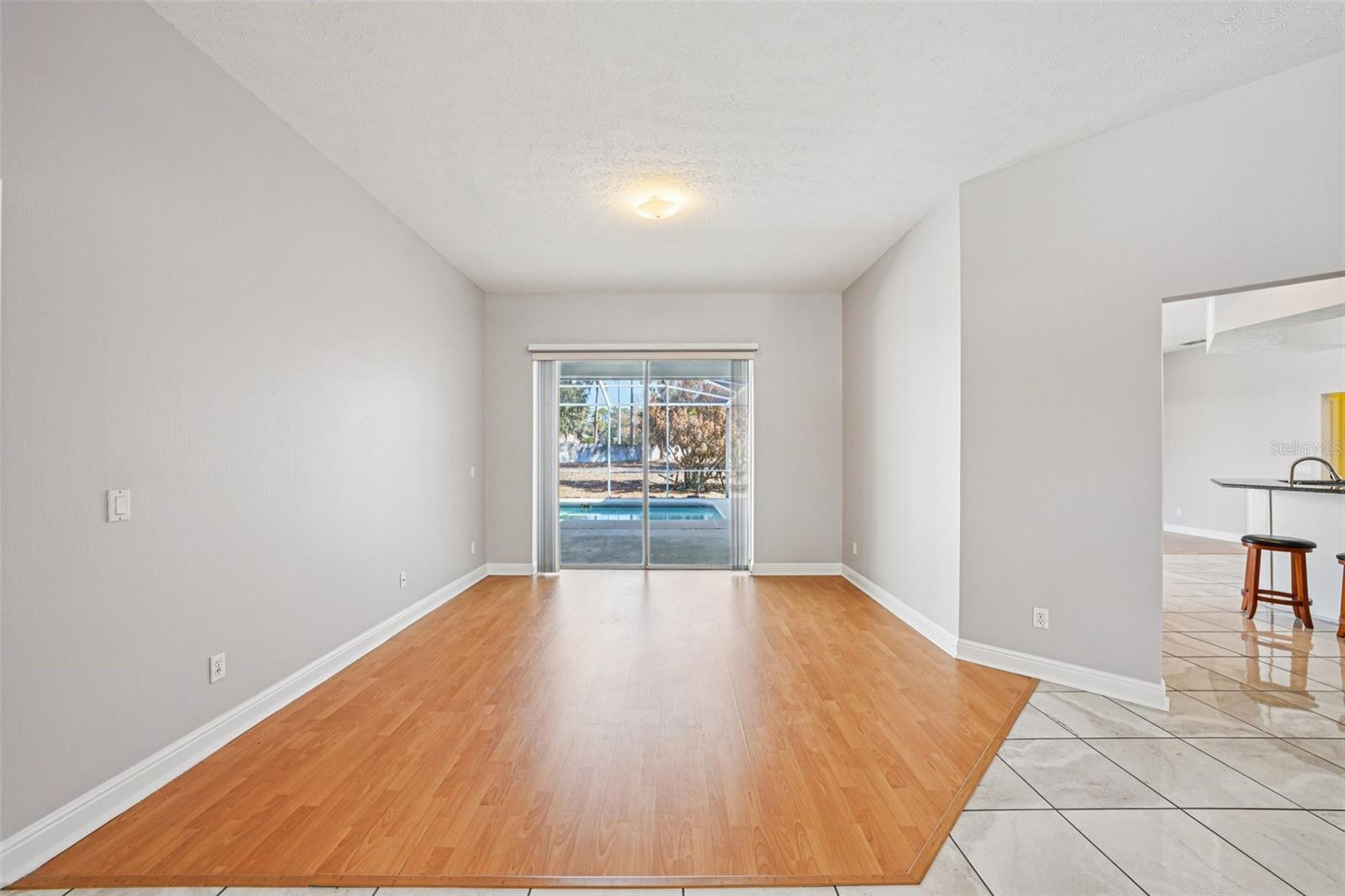 Image 5 of 68 For 918 Academy Drive