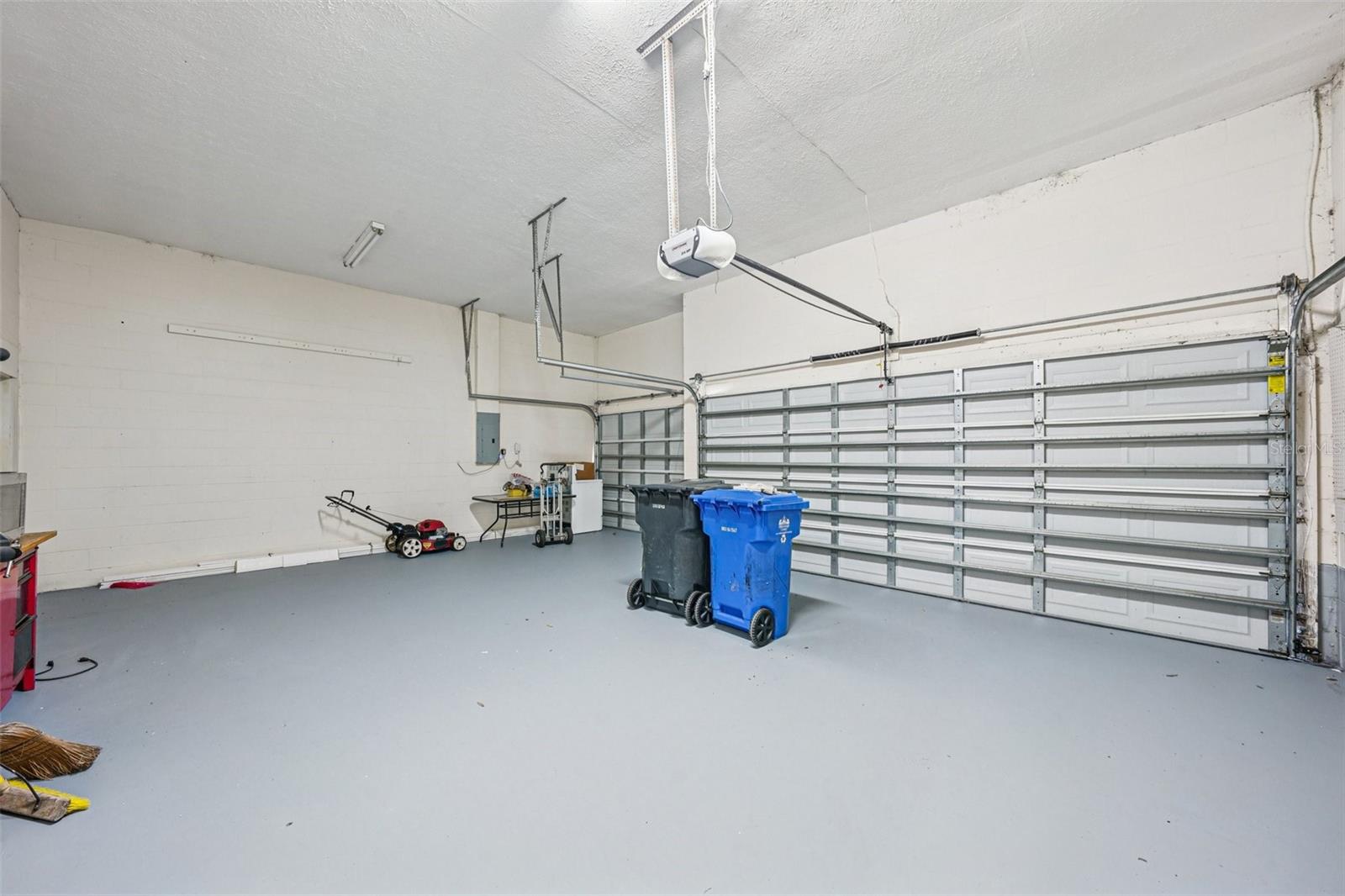 Image 52 of 68 For 918 Academy Drive