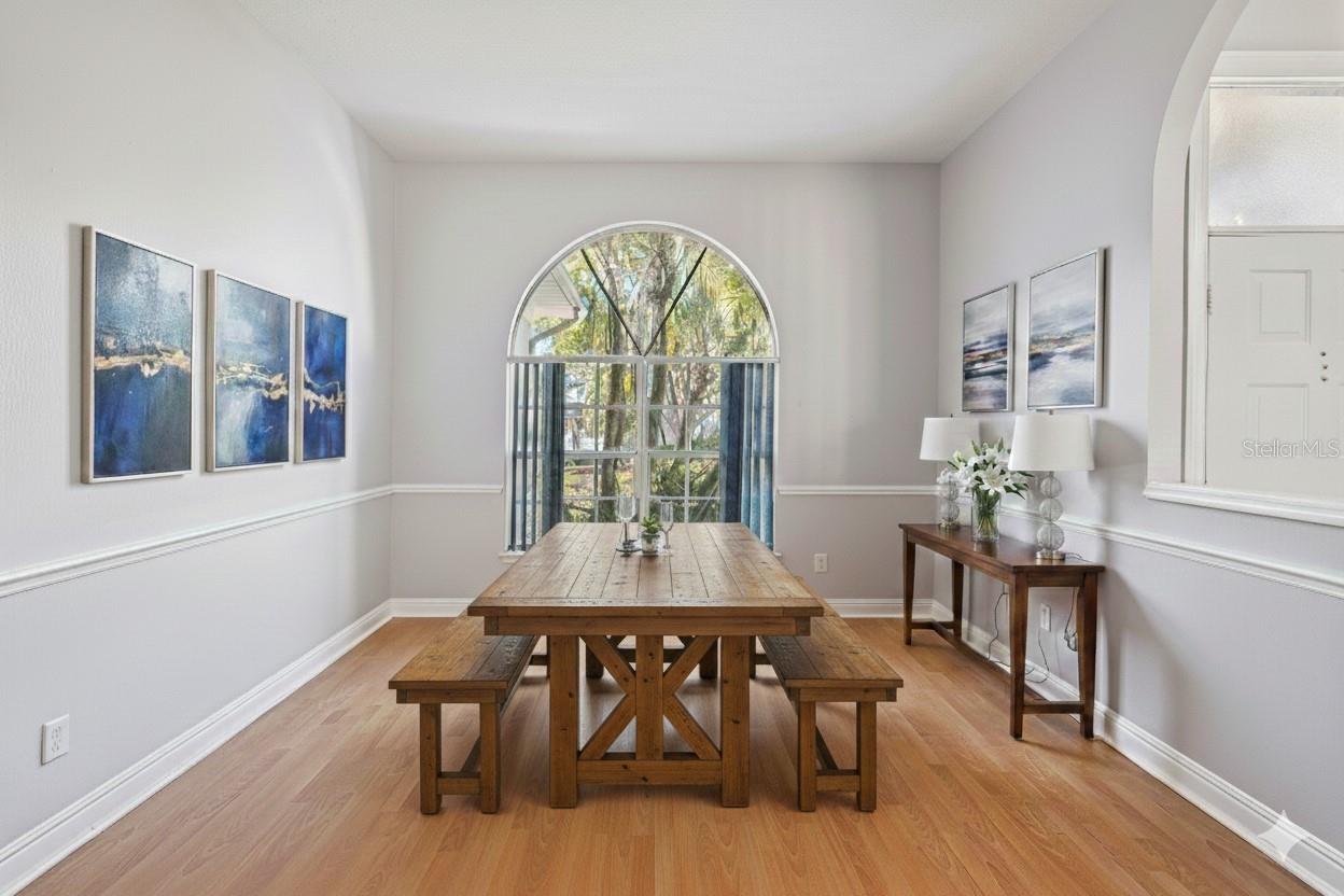 Image 8 of 68 For 918 Academy Drive