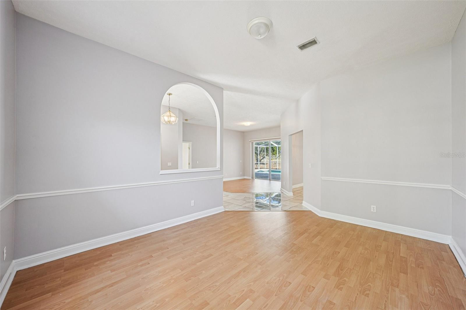 Image 9 of 68 For 918 Academy Drive