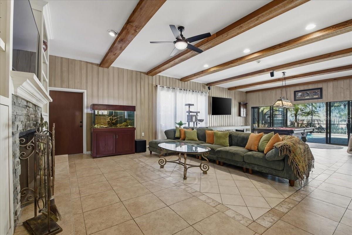 Image 36 of 100 For 208 Spring Boulevard