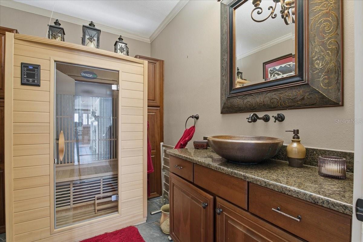 Image 48 of 100 For 208 Spring Boulevard