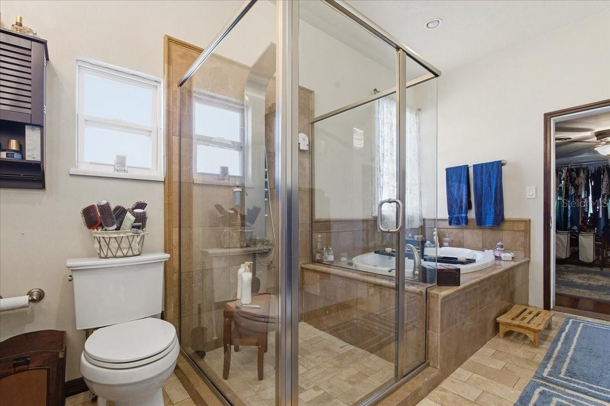 Image 56 of 100 For 208 Spring Boulevard